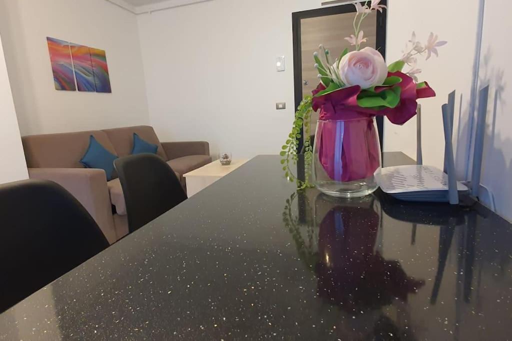 Alezzy Beach Apartament Prima Linie La Mare Năvodari Kültér fotó